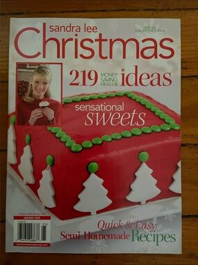 Sandra Lee Christmas Holiday dessert cake cookie cookies pie book magazine red